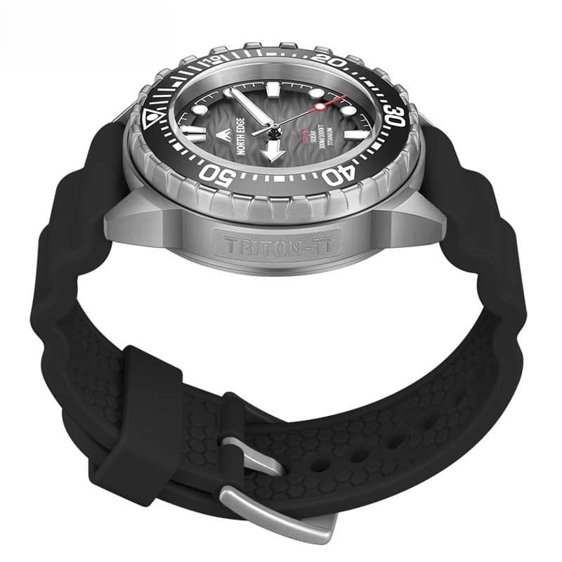 NORTH EDGE TRITON-TI Titanium Solar Dive Watch